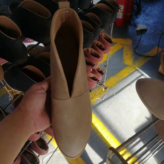 Martin boots oversized thick heels solid colors high heels V-mouth leather shoes single shoes