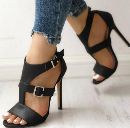 High heels summer new oversized European and American thick heel buckle sandals