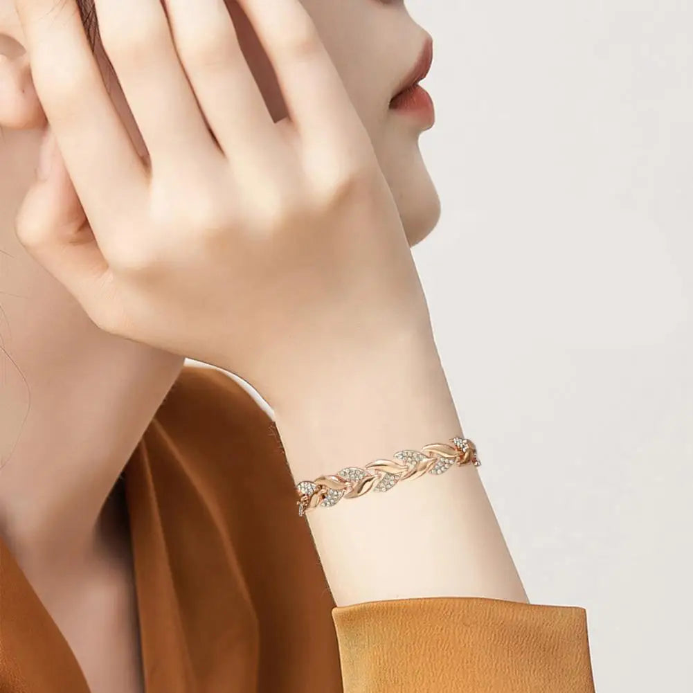 Womens Necklace and Bracelet Jewelry Set